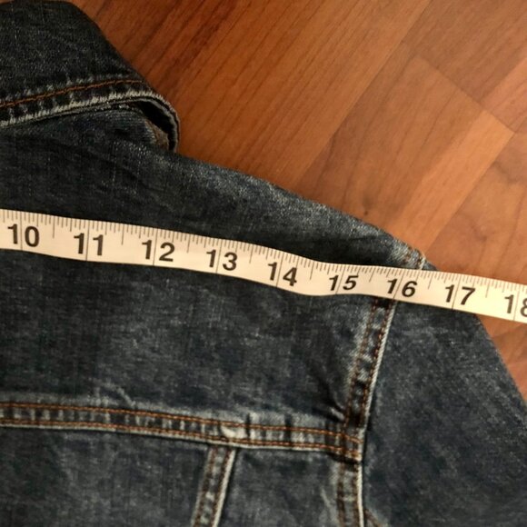 Women's Classic Jean Jacket - M - Picture 14 of 16
